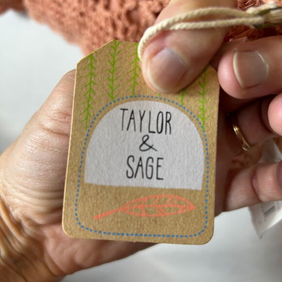 Taylor & Sage NWT Mauve Orange Crochet Cropped Back Button Bralette Top Size L - Picture 7 of 14